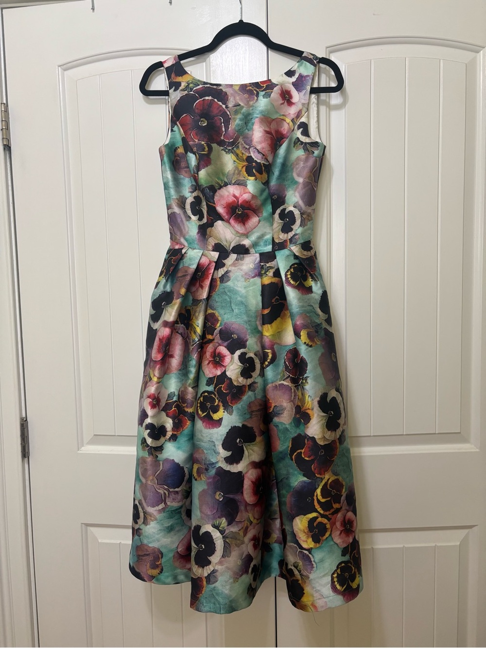Chi Chi London Alyssa floral pansy dress sz 8 | garden wedding cocktail midi 50s - Picture 3 of 15